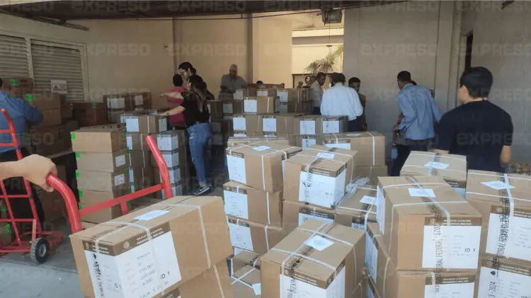 Las boletas electorales quedan resguardadas por Fuerzas Armadas. (Foto: Ramón Munguía / EXPRESO)