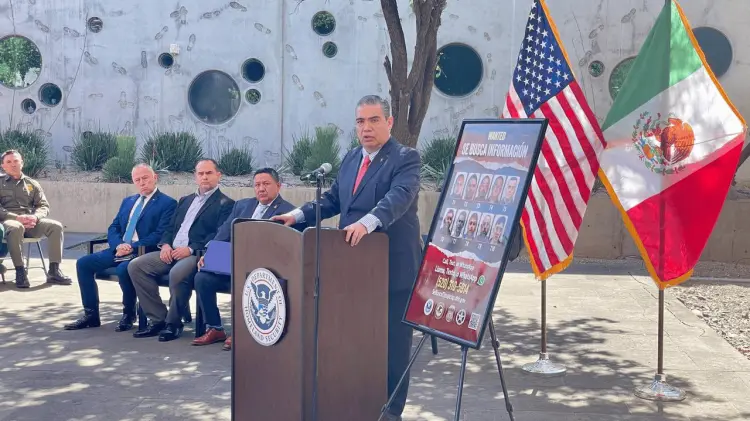 Gustavo Rómulo Salas Chávez en la conferencia de prensa. (Foto: FGE de Sonora)