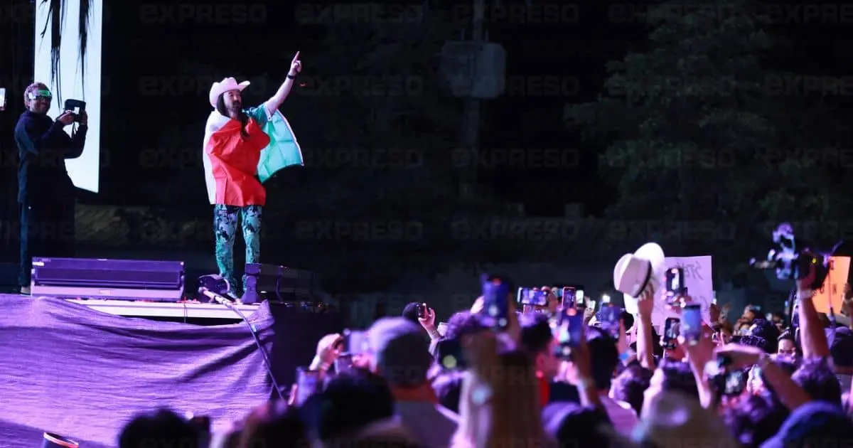 Steve Aoki da pastelazo a Hermosillo