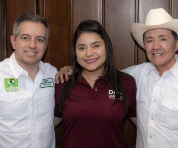 Acompaña Omar Del Valle a candidatos de Sigamos Haciendo Historia en Cajeme