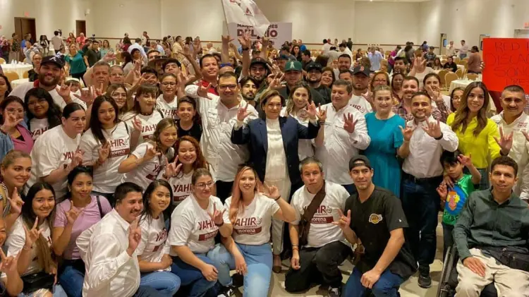 Ely Sallard a acompañó a María Dolores del Río en una reunión en Hermosillo. (Foto: Cortesía)