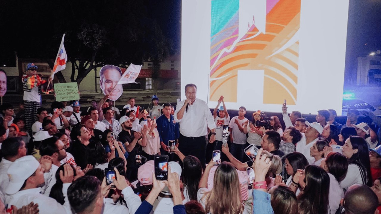Va Toño Astiazarán por más cambios e innovación para Hermosillo