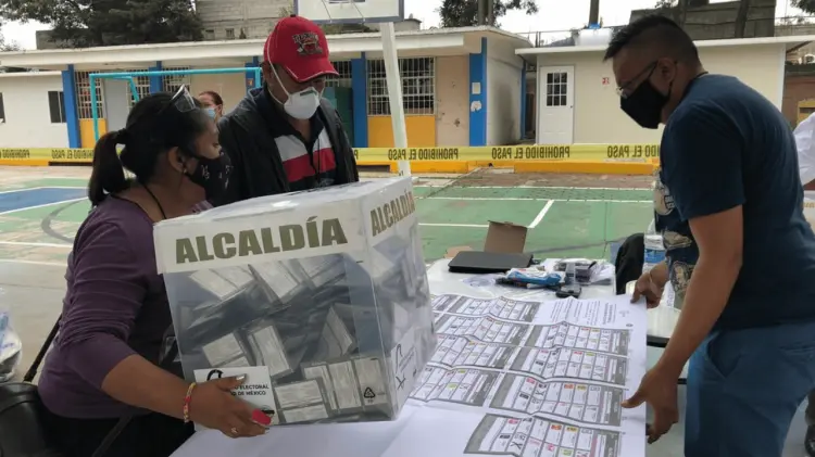 Los datos que el sitio solicita son entidad federativa y sección electoral. (Especial / EXPRESO)