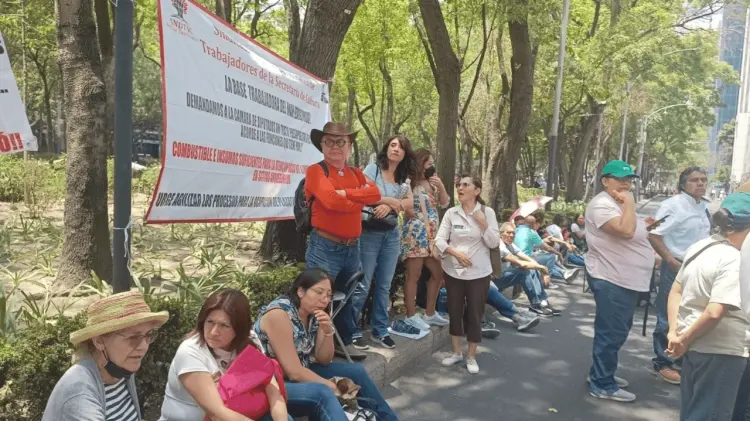 El Sindicato instaló un campamento en la Secretaría de Cultura. (Especial / EXPRESO)