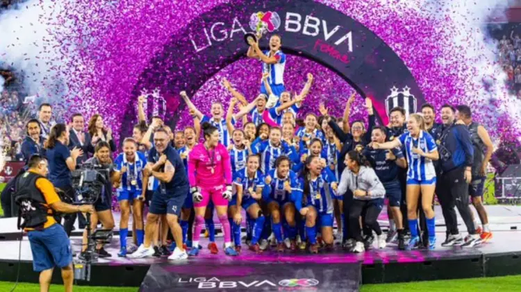 Rayadas de Monterrey conquistó su tercer título de la Liga MX Femenil. (Foto: X/@Rayadas)
