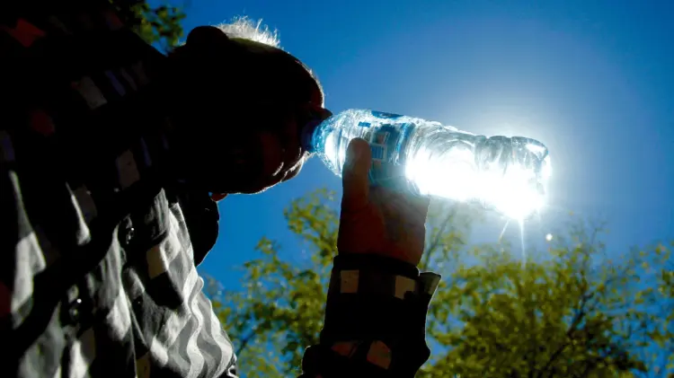 La mayoría de las afectaciones por calor son deshidratación. (Foto: Jorge Flores)