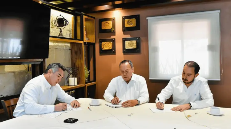 Alejandro Moreno, Jesús Zambrano y Marko Cortés. (Foto: redes sociales)