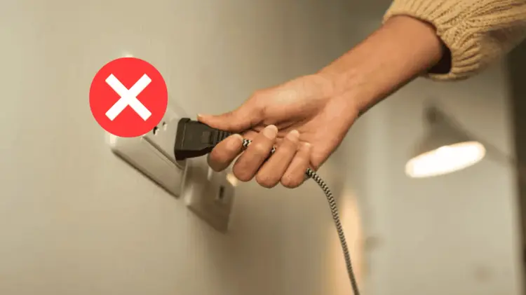 La creencia generalizada de que apagar un dispositivo elimina su consumo de energía es incorrecta.