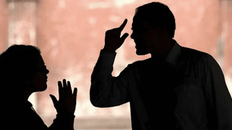 El padre golpeó a la menor en la cara con el puño. (Especial / EXPRESO)