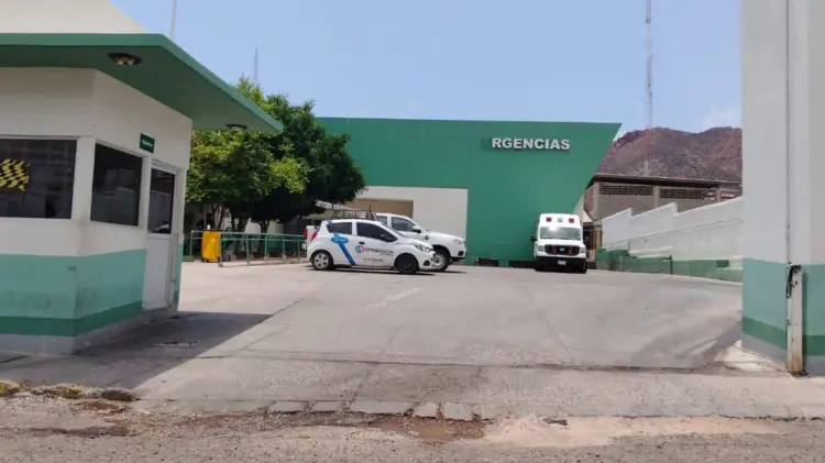 El menor fue trasladado a un hospital para ser atendido. (Foto: Blanca Ruelas/EXPRESO)