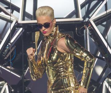 La cantante Katy Perry fue acusada de acoso sexual