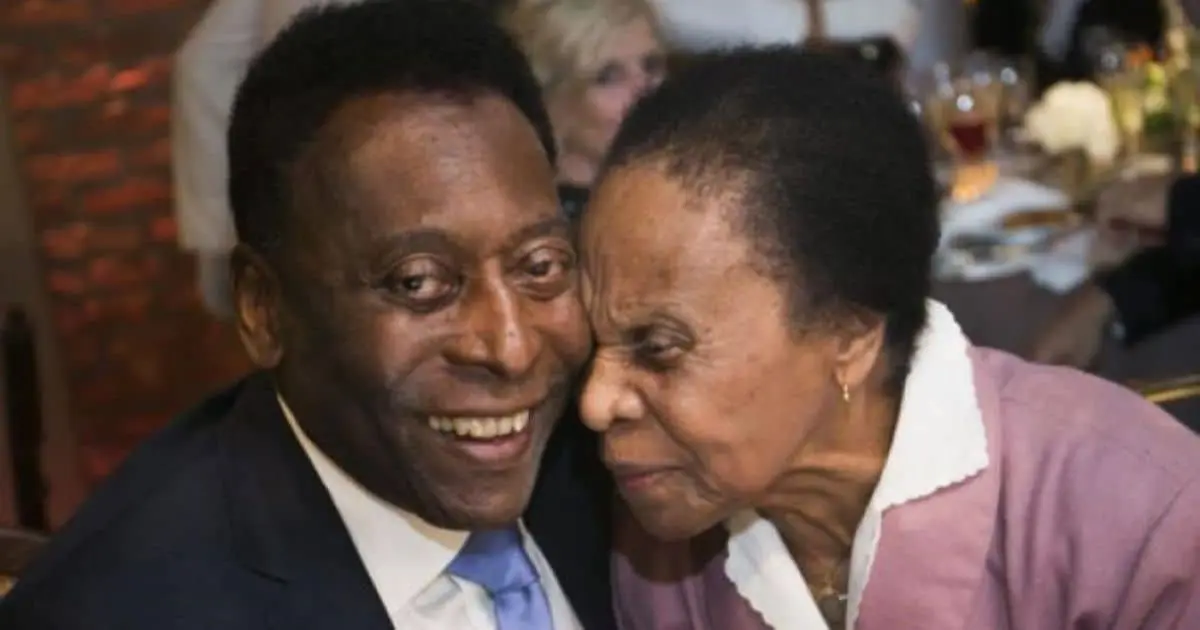 Muere mamá de Pelé a los 101 años; nunca se enteró de la muerte de su hijo