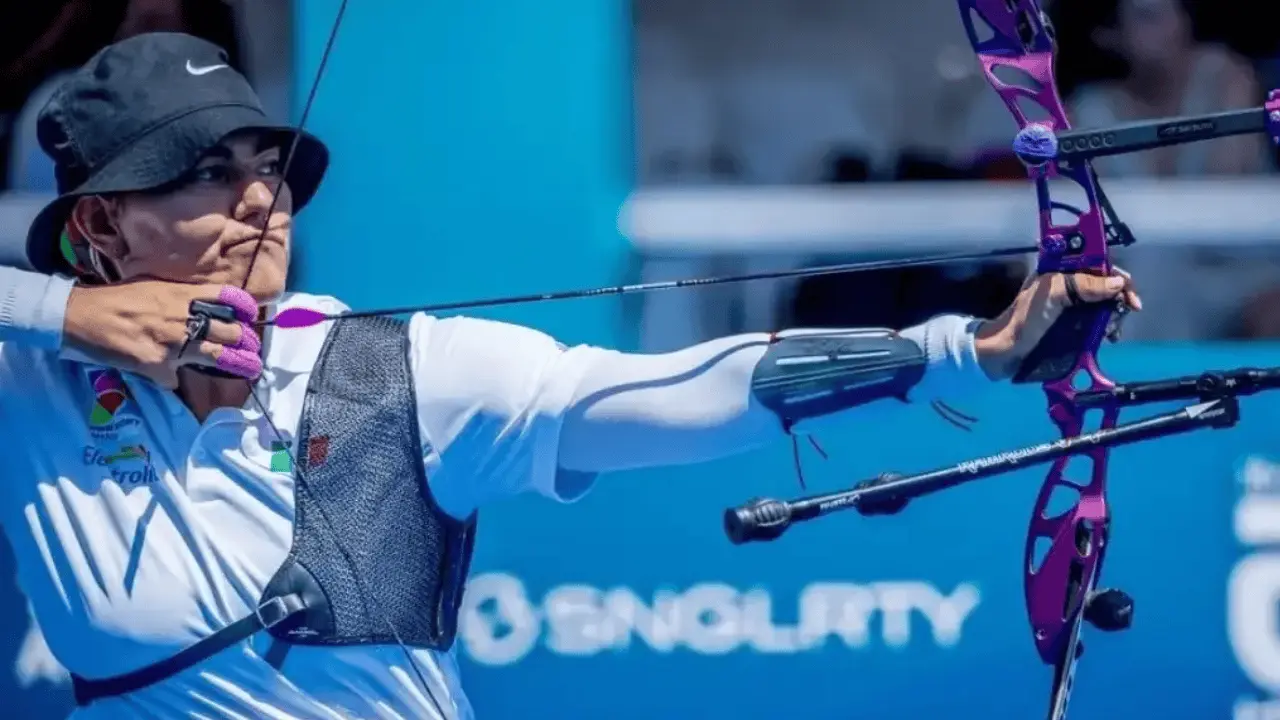 Ale Valencia gana bronce en Copa del Mundo de Tiro con Arco en Turquía