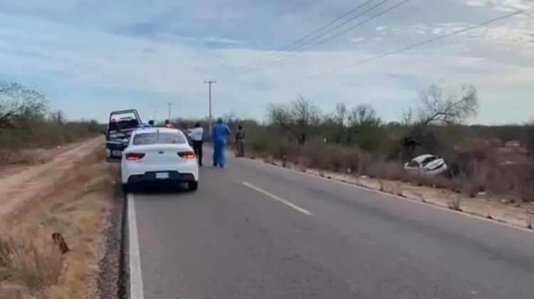 El accidente ocurrió en la carretera Estatal 85, cerca del ejido Graciano Sánchez. (Foto: Redes)