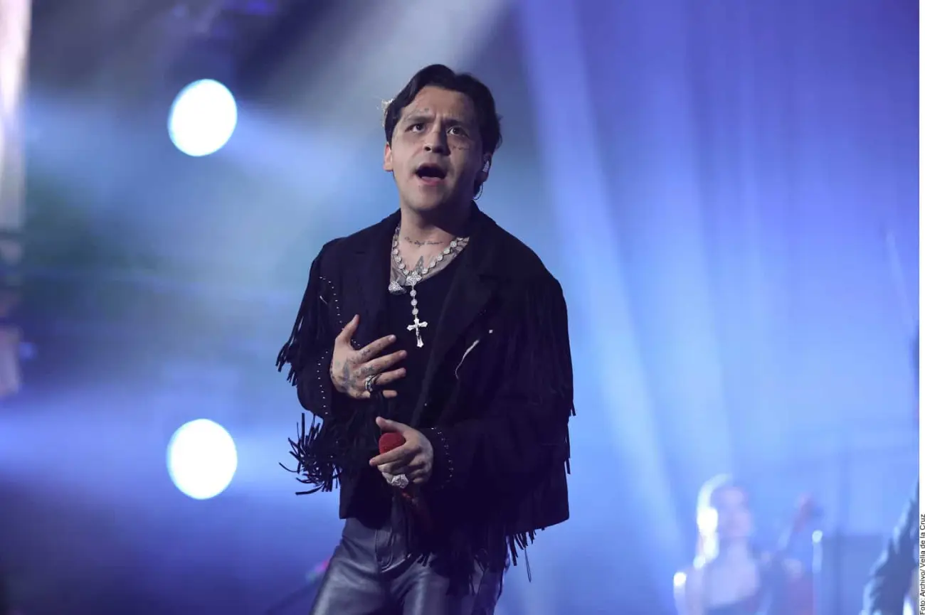Christian Nodal arranca gira en Europa con sold out