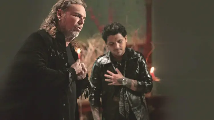 Christian Nodal se sube al escenario con Maná