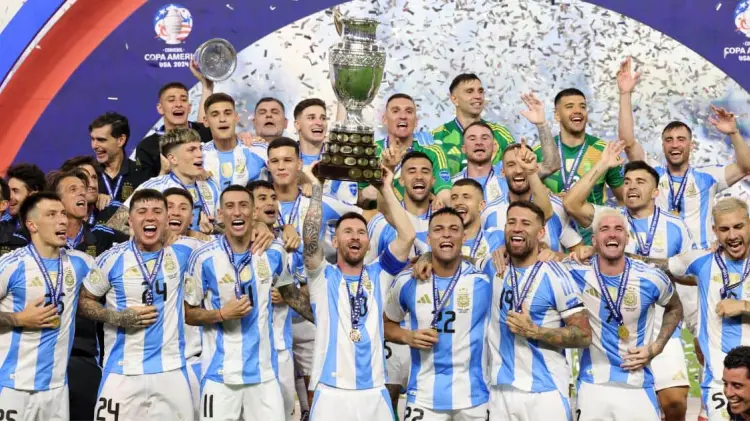 Argentina consiguió su título 16 continental en su final número 31. (Foto: @CopaAmerica)
