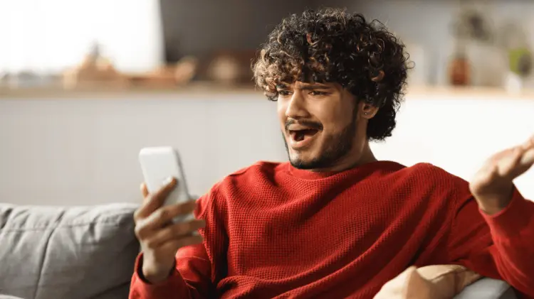 Los jóvenes confían demasiado en las transacciones online, según el reporte. (Foto: Ilustrativa)