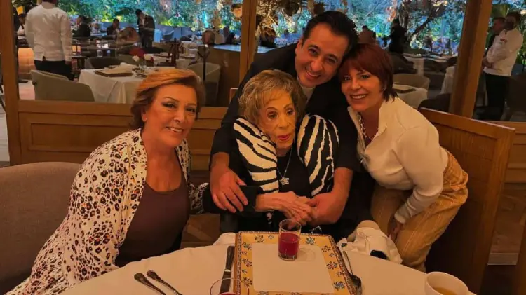 Sylvia Pasquel y Alejandra Guzmán anuncian la fundación Silvia Pinal