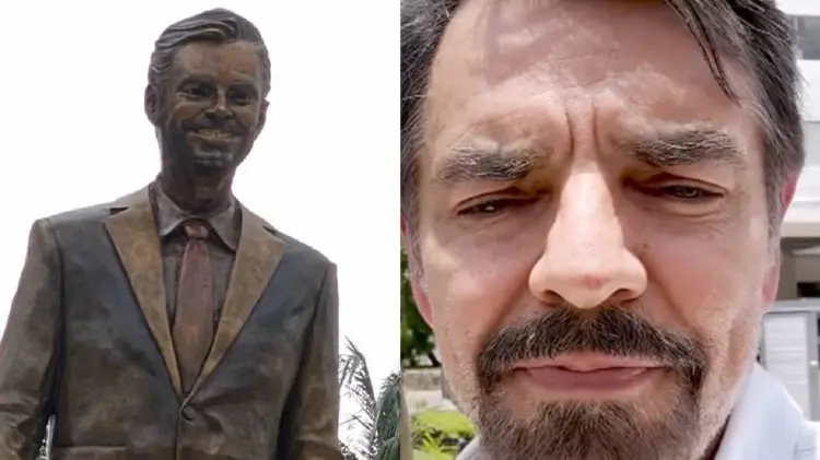 Eugenio Derbez visita su estatua en Acapulco y pide ayuda para la ciudad