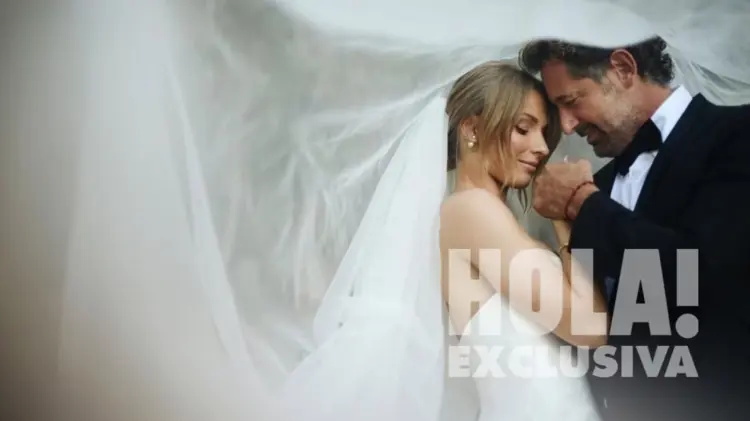 Imagen de la boda simbólica de Irina y Gabriel, de la revista Hola!
