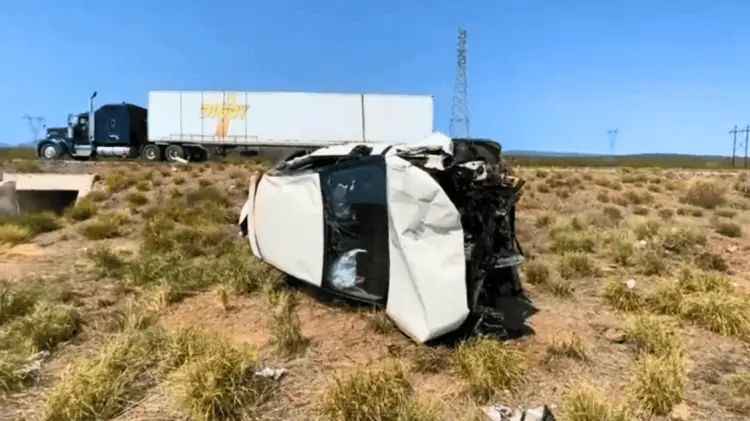 El volcamiento ocurrió la mañana de este jueves. (Foto: Cortesía)