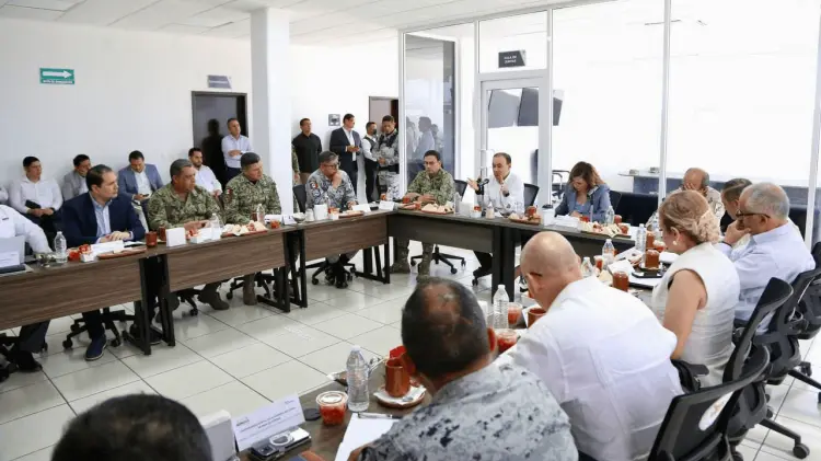 Durazo en la Mesa de Seguridad conjunta con SLRC. (Foto: Tomada de redes)
