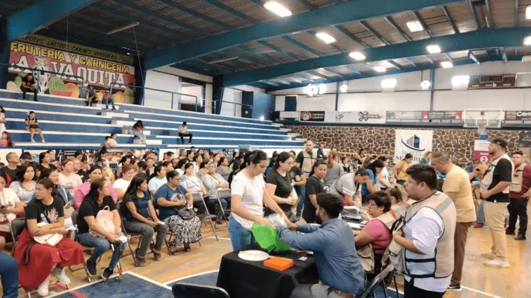 Uniformes escolares de calidad llegan a todas las escuelas públicas. (Foto: Cortesía)