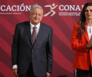 Hizo lo que tenía que hacer: AMLO respalda gestión de Ana Gabriela Guevara