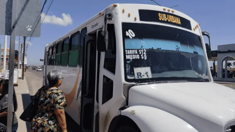 Continúan acciones para reforzar el servicio en el sector de Guaymas Norte. (Especial / EXPRESO)