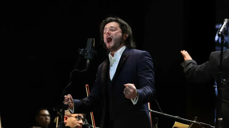 ¡Vota por Arturo Chacón! Es finalista en el Opera International Awards 2024