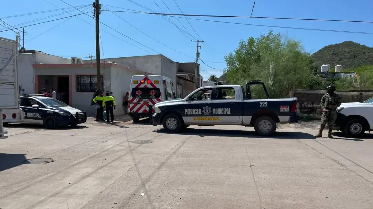 Muere a bordo de motocicleta; le dio un infarto mientras conducía