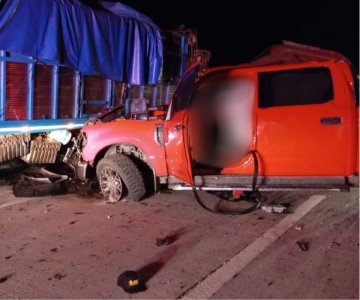 Accidente carretero deja una persona sin vida y una lesionada