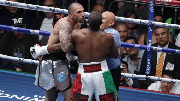 Mayweather y Gotti priorizaron el show al boxeo. (Foto: El Universal/EXPRESO)