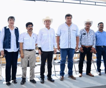 Entregan equipo pesquero a familias yaquis de Las Guásimas