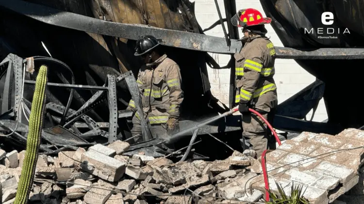 Realizan revisiones de continuidad para evitar el resurgimiento del fuego. (Foto: Jesús Ballesteros)