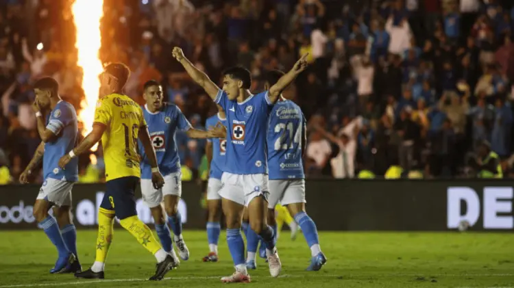 Cruz Azul rompió una racha de tres años sin ganarle al América. (Foto: El Universal/EXPRESO)