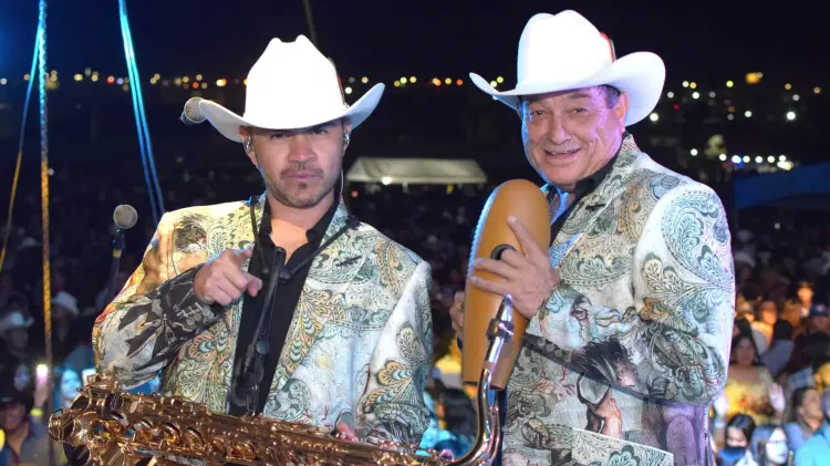 Su Majestad la Brissa y Simpson Ahuevo darán el Grito en Hermosillo
