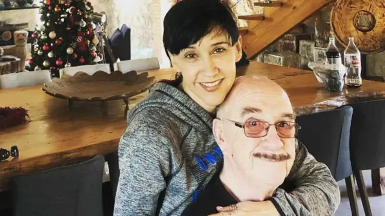 Muere papá de Susana Zabaleta; suspende concierto en Mérida