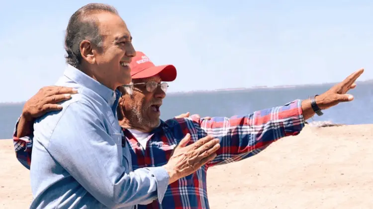 El Senador por Sonora se enteró del lamentable caso de abuelitos de Puerto de Lobos. (Foto: Especial)