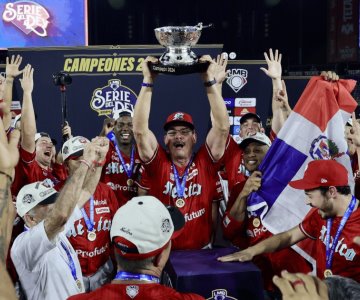 Diablos Rojos del México barre a Sultanes; primer título en 10 años