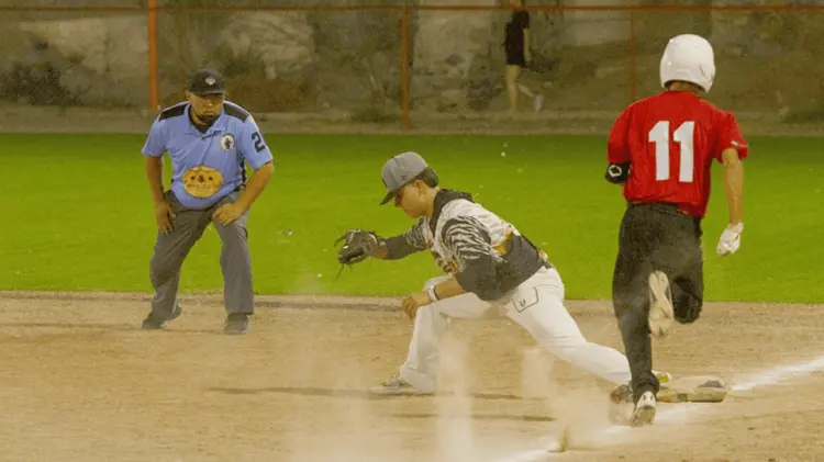 La Liga del Sol está a tres semanas de terminar el rol regular. (Foto: Cristian Ruiz / EXPRESO)