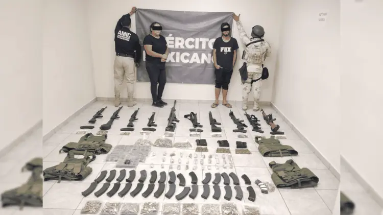 Aseguran arsenal y detienen a dos tras cateo en el Golfo de Santa Clara