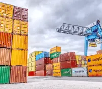 Caen exportaciones de México a Estados Unidos 2.7% en abril