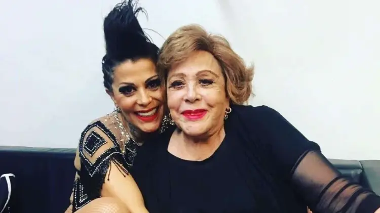 Tunden a Alejandra Guzmán por exponer en video a Silvia Pinal