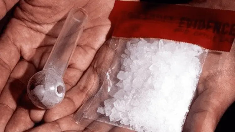 Ambos fueron presentados ante el Ministerio Público junto con la presunta droga. (Foto: Ilustrativa)