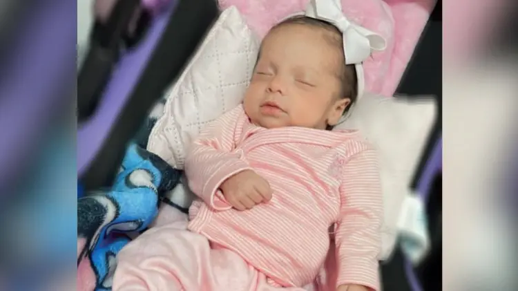 Los médicos detectaron un tumor en un ojo a Rocío Danae Guzmán, bebé de dos meses. (Foto: Cortesía)