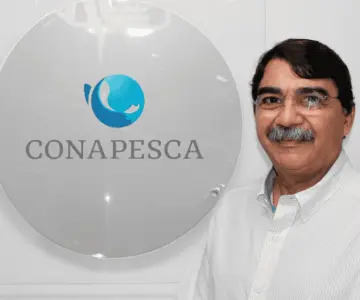 El Dr. Alejandro Flores Nava es nuevo titular de Conapesca
