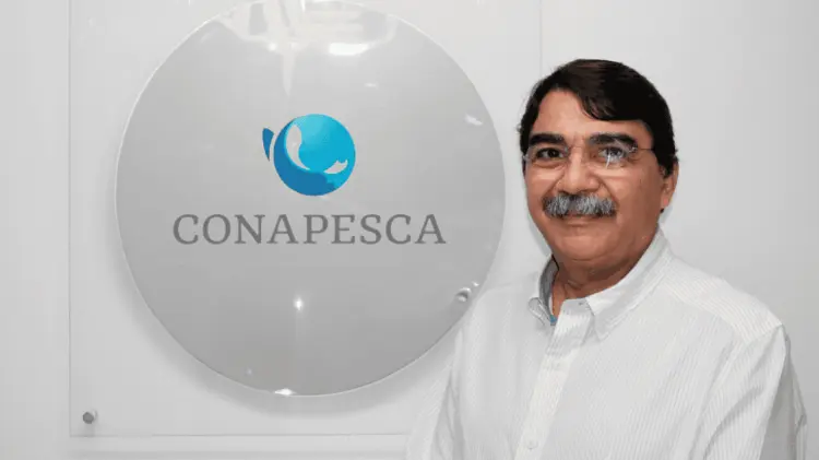 Alejandro Flores Nava es el nuevo titular de Conapesca. (Foto: Especial/EXPRESO)