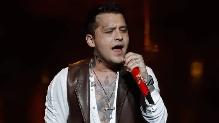 Aseguran que Christian Nodal fue a rehabilitación por orden de Pepe Aguilar